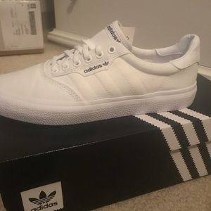 Brand New Adidas Vulc